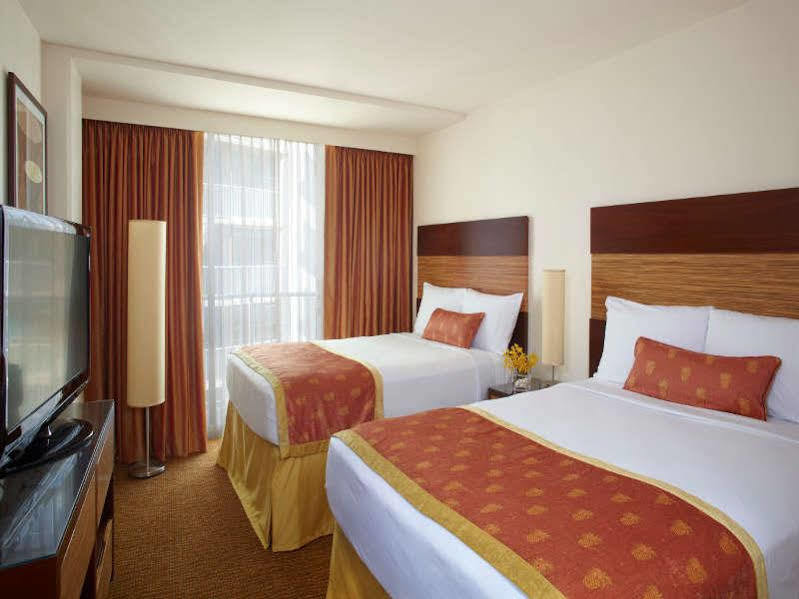 Hotel Orchid Kochi Ngoại thất bức ảnh